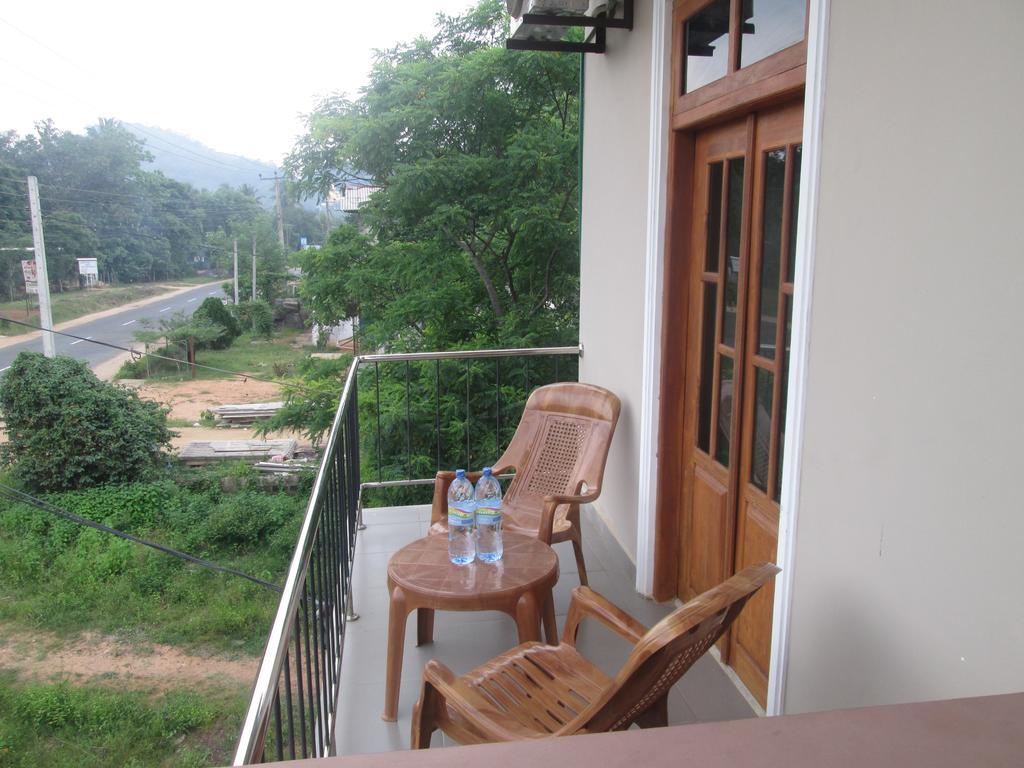Hotel Kiyara Dambulla Exteriér fotografie