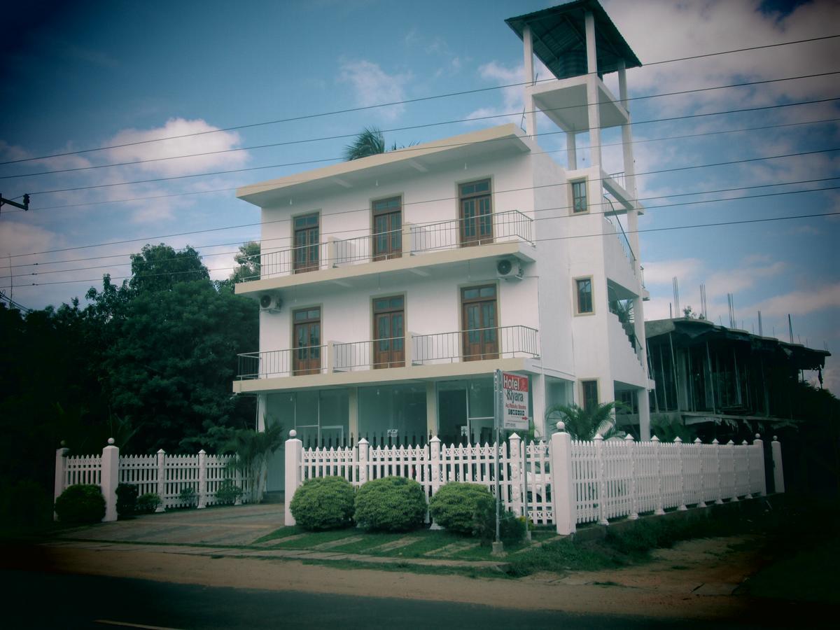 Hotel Kiyara Dambulla Exteriér fotografie