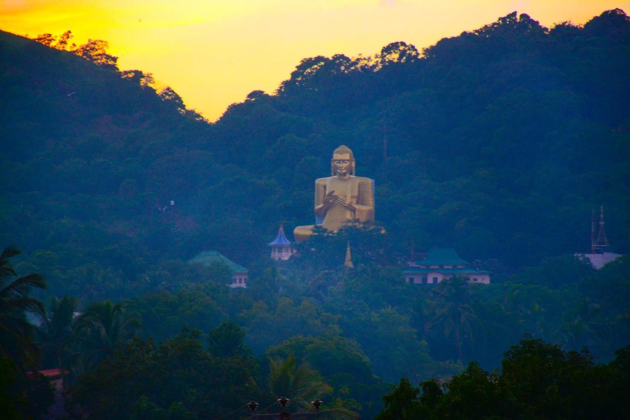 Hotel Kiyara Dambulla Exteriér fotografie